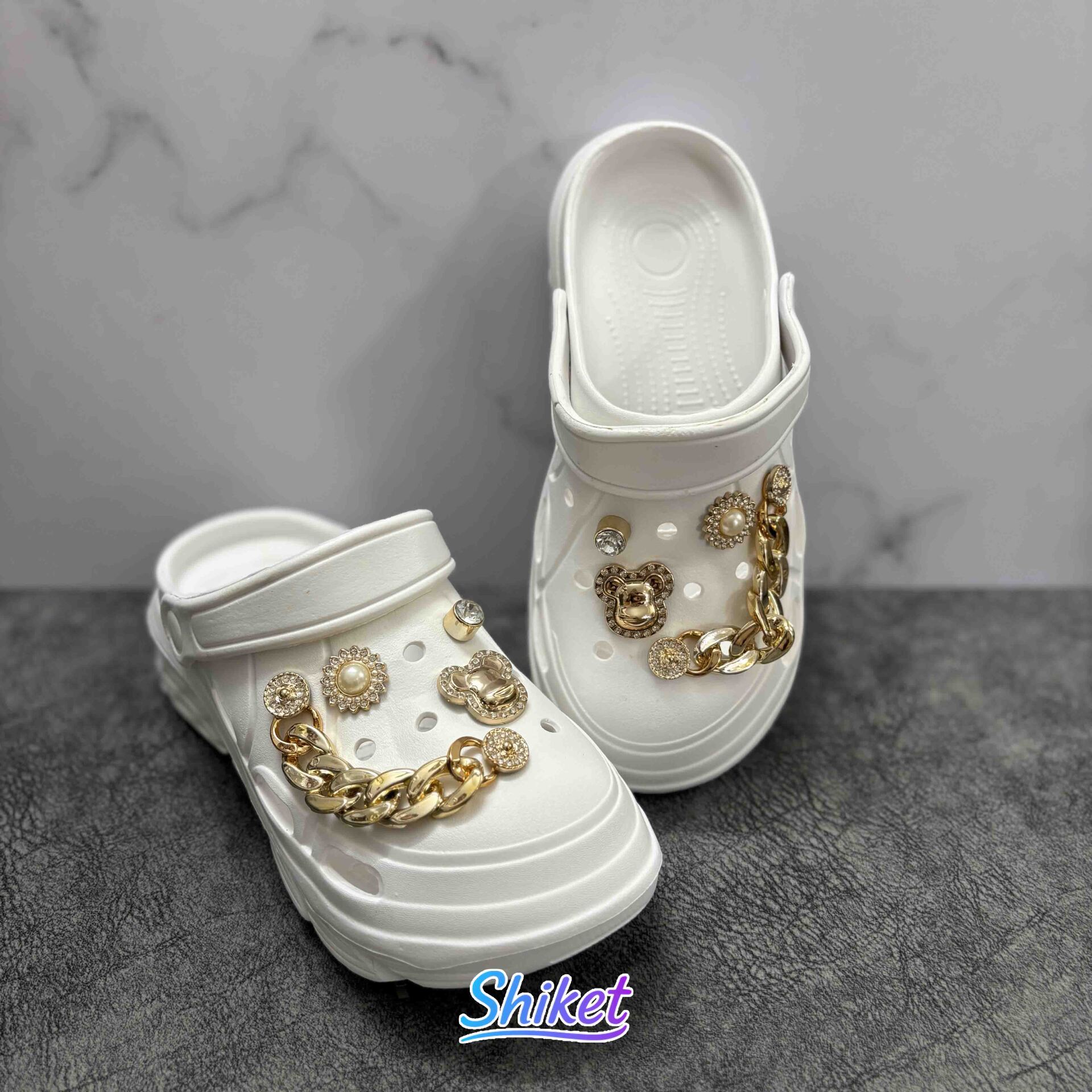  کراکس زنانه نگین‌دار مدل Golden Charm (رنگ سفید) 